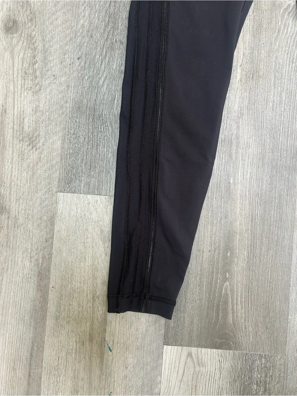 Lululemon black leggings